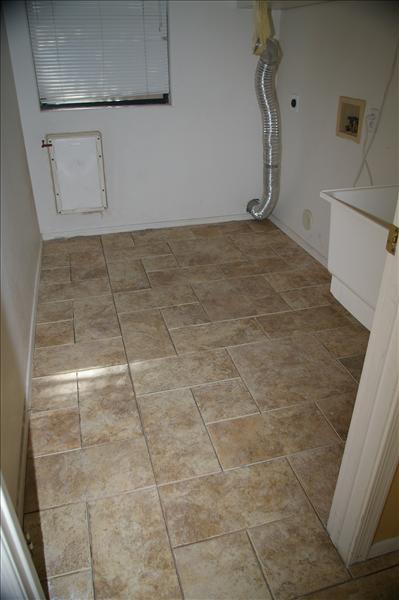 016 - Laundry Room - After Tile